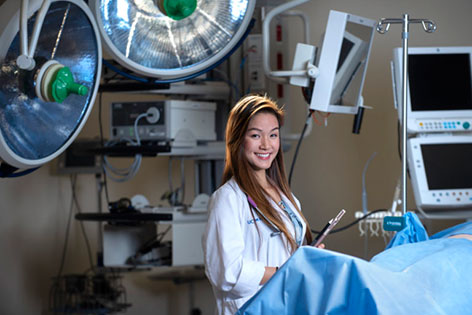 Second-year UCI medical student Julia Tran in the simulation training center 
